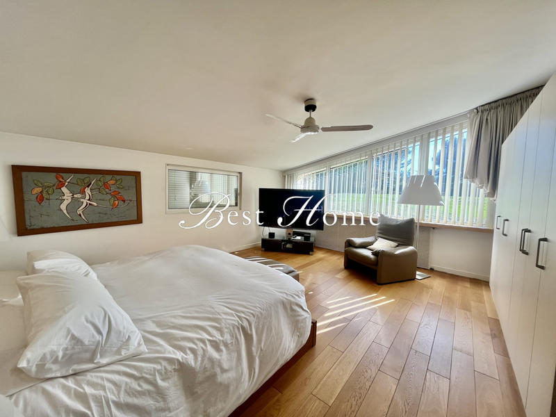 Propriété - 380 m² - 7 pièces