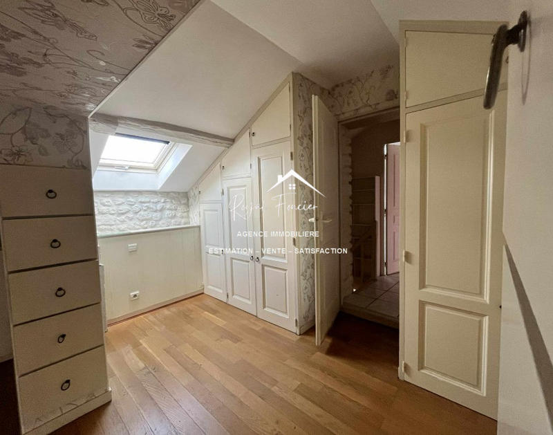 Maison - 155 m² - 7 pièces