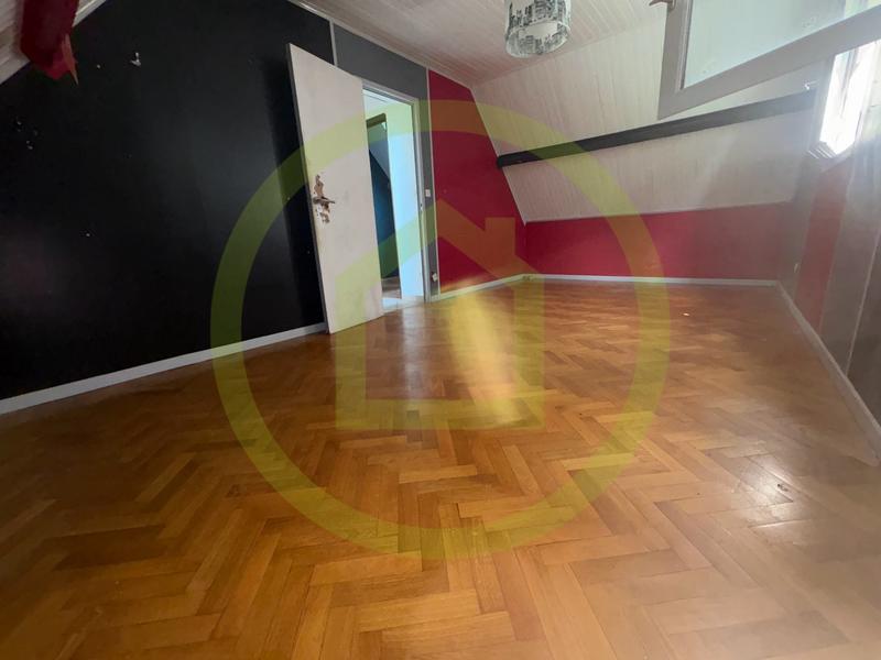 Maison - 107 m² - 5 pièces