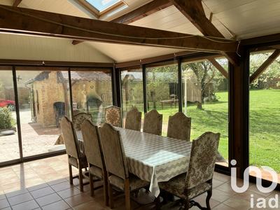 Maison - 233 m² - 7 pièces