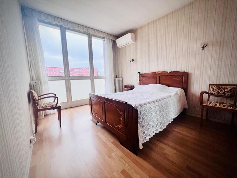 Villa - 98 m² - 5 pièces