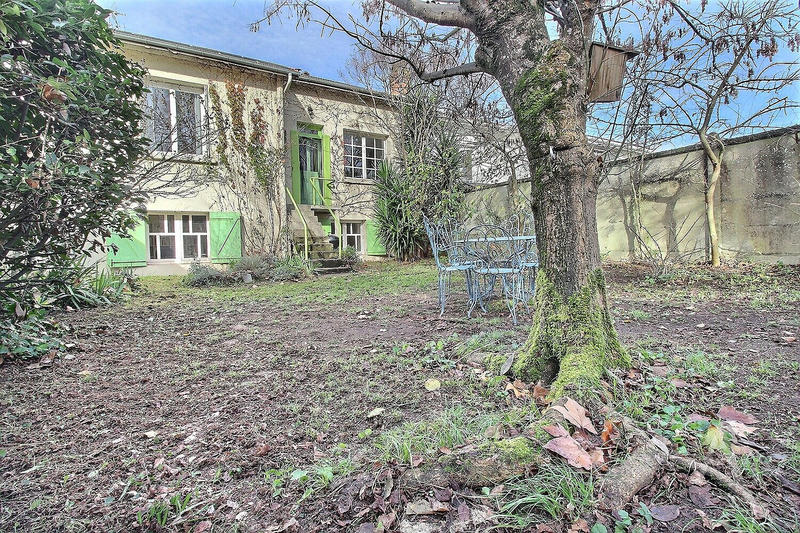 Maison - 160 m² - 6 pièces