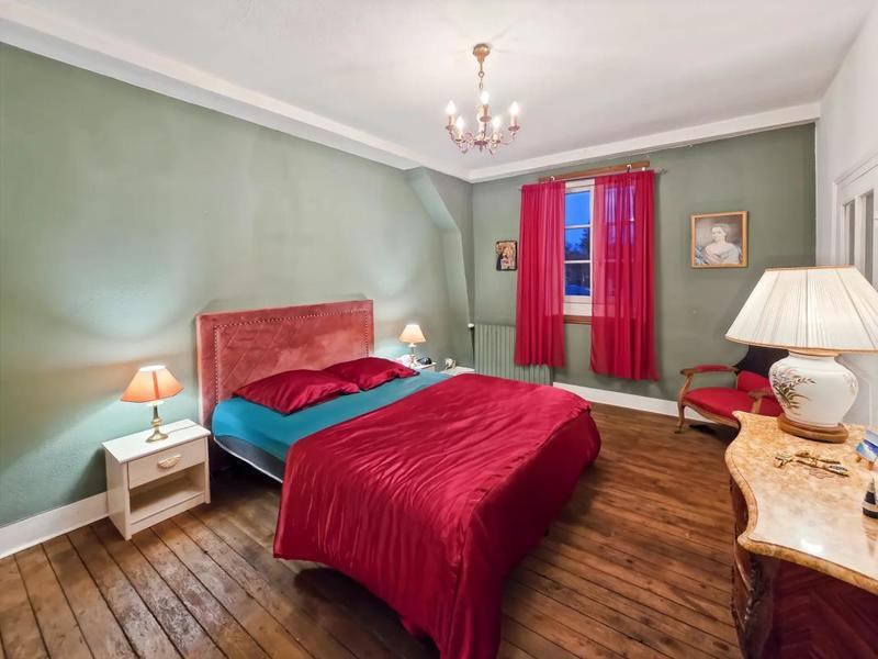 Maison - 172 m² - 8 pièces