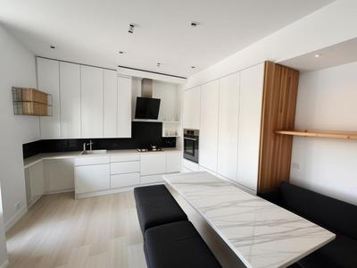 Maison - 182 m² - 7 pièces