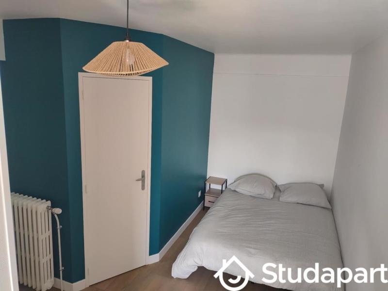 Chambre - 14 m² - 1 pièce