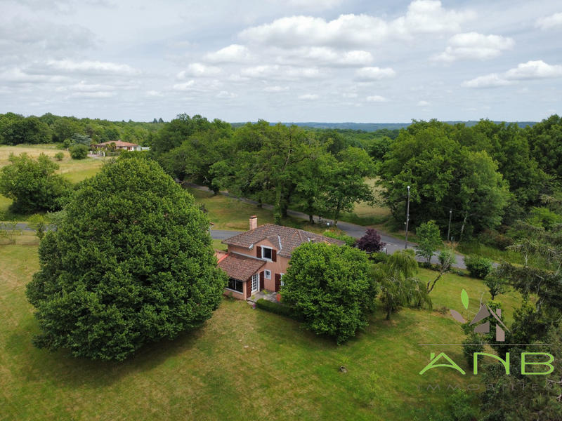 Maison - 132 m² - 7 pièces