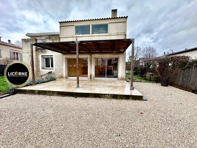 Appartement - 93 m² - 4 pièces