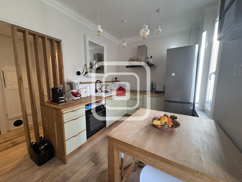 Appartement - 122 m² - 5 pièces