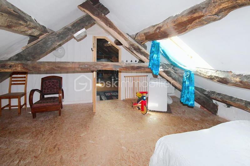 Maison - 151 m² - 12 pièces