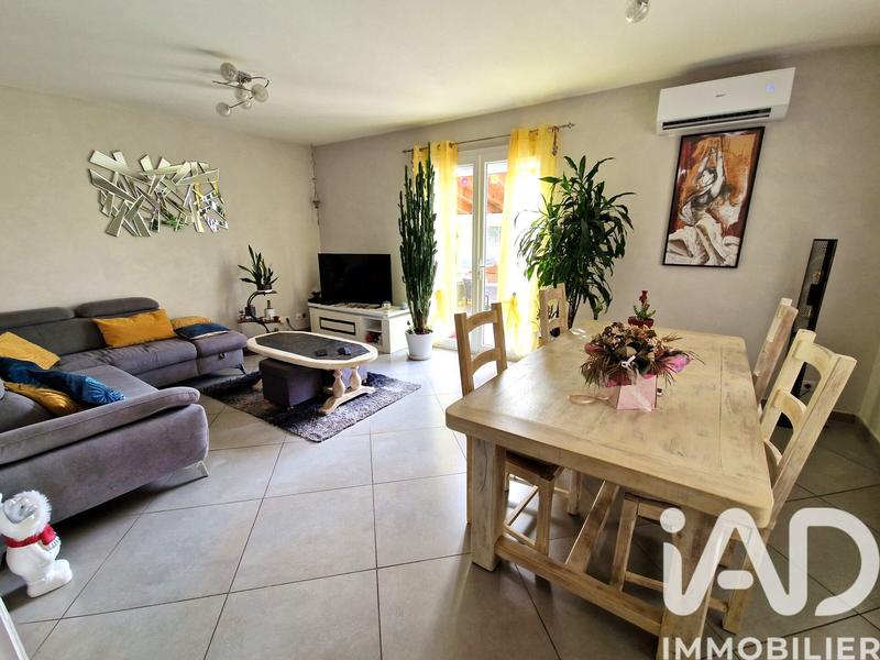 Maison - 90 m² - 5 pièces