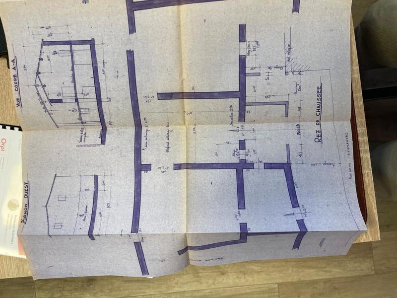 Maison - 300 m² - 9 pièces