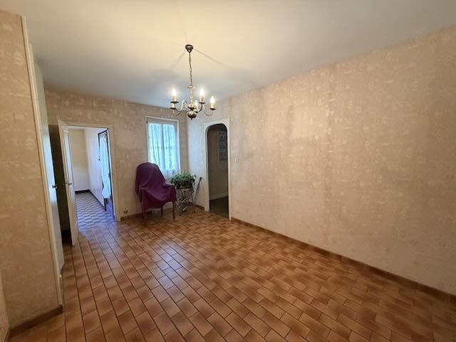 Maison - 69 m² - 5 pièces