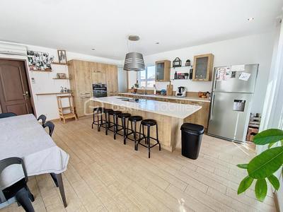 Villa - 122 m² - 4 pièces