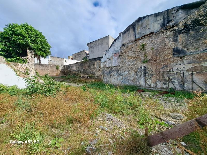 Terrain constructible - 374 m²