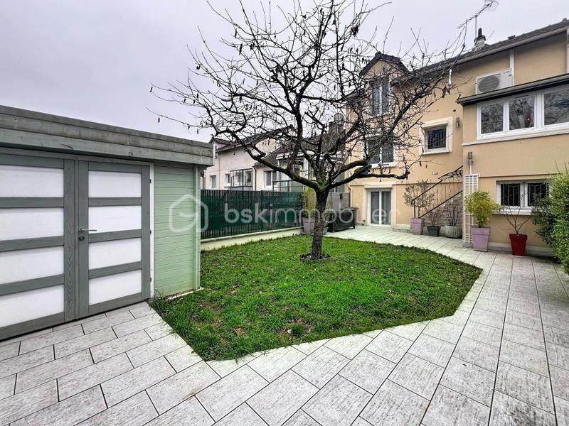 Château - 124 m² - 6 pièces