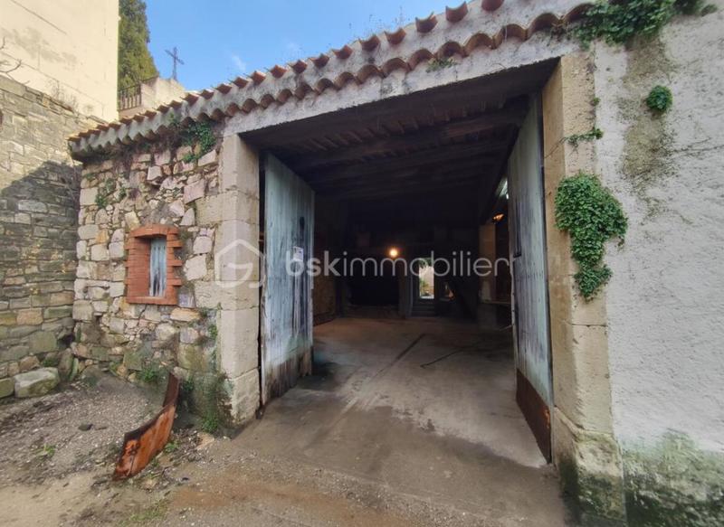 Maison - 150 m² - 1 pièce