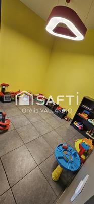 Local commercial - 500 m² - 5 pièces