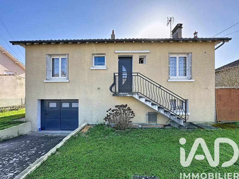 Maison - 104 m² - 4 pièces
