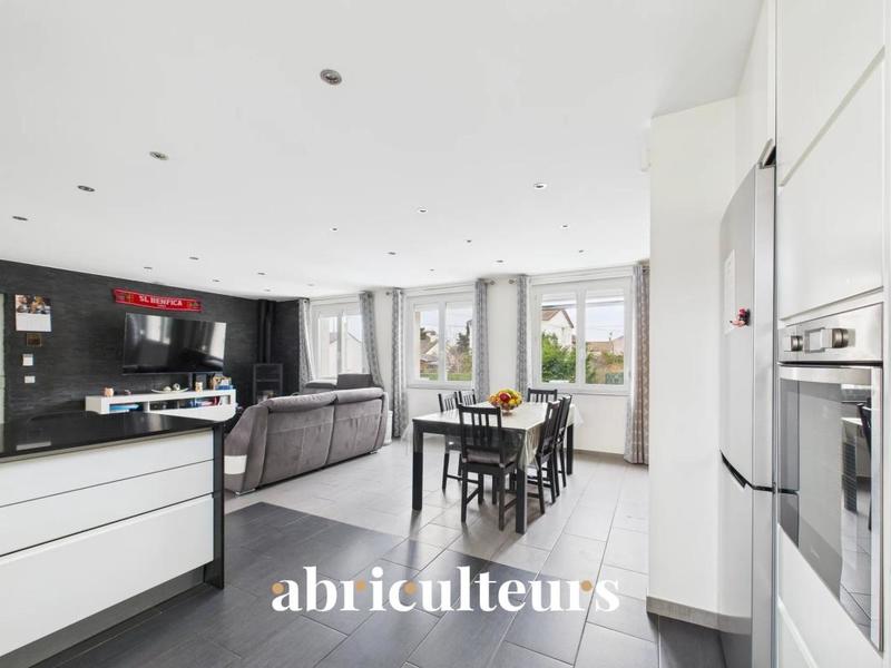 Maison ancienne - 107 m² - 7 pièces