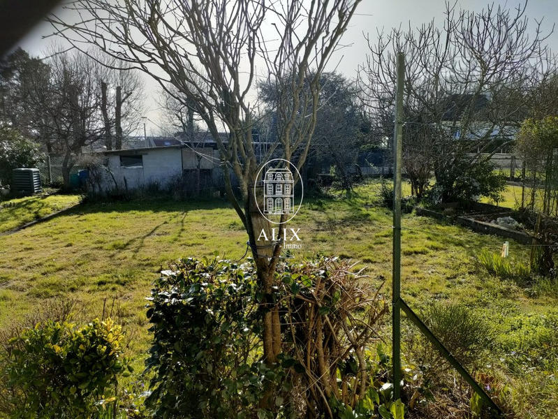 Maison traditionnelle - 75 m² - 6 pièces