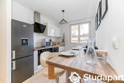 Chambre - 10 m² - 1 pièce