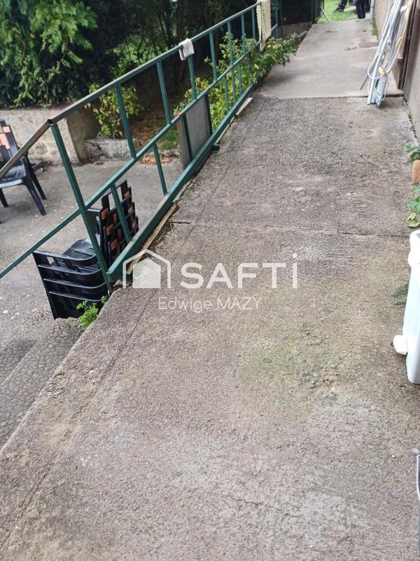 Maison - 167 m² - 8 pièces