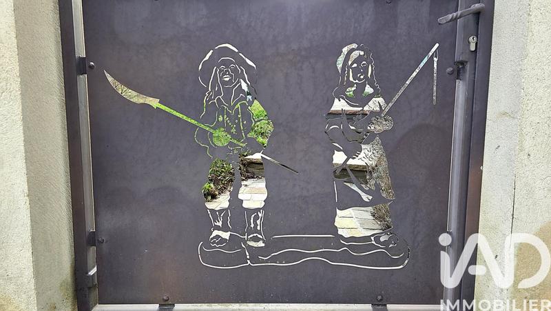 Maison - 175 m² - 8 pièces