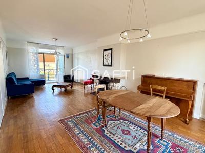 Maison - 168 m² - 8 pièces