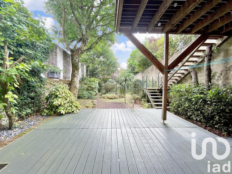 Maison de ville - 247 m² - 8 pièces