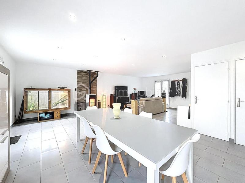 Maison - 135 m² - 5 pièces