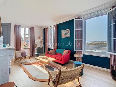 Maison - 161 m² - 8 pièces