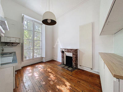 Appartement - 177 m² - 5 pièces