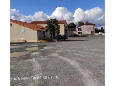 Immeuble - 900 m² - 5 pièces