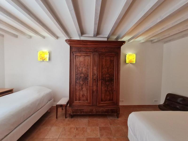 Propriété - 185 m² - 5 pièces