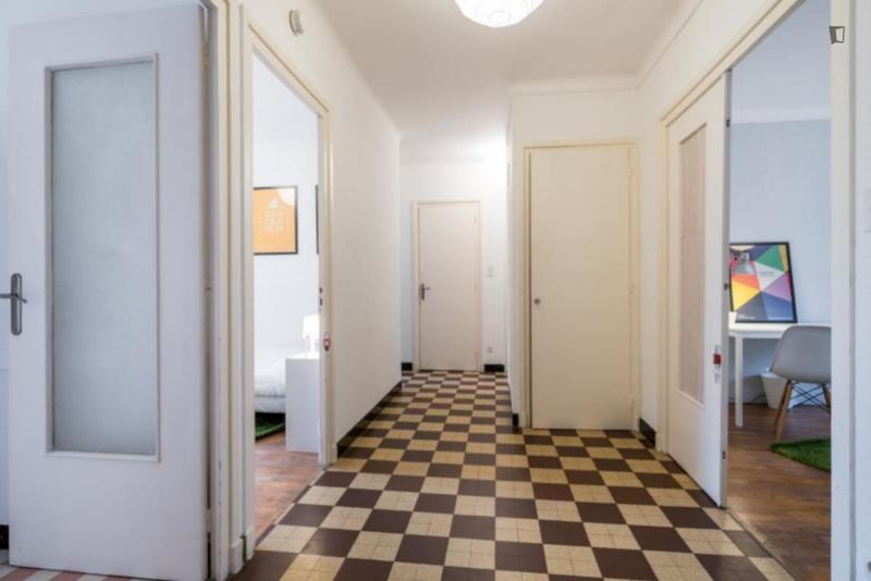 Chambre - 11 m² - 4 pièces