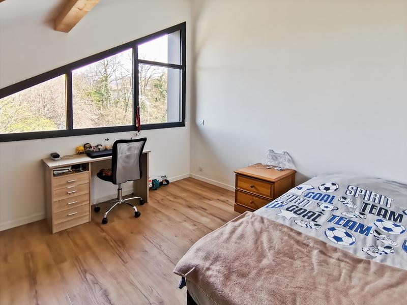 Appartement - 132 m² - 4 pièces