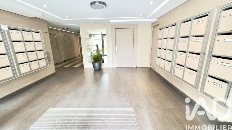 Appartement - 93 m² - 4 pièces