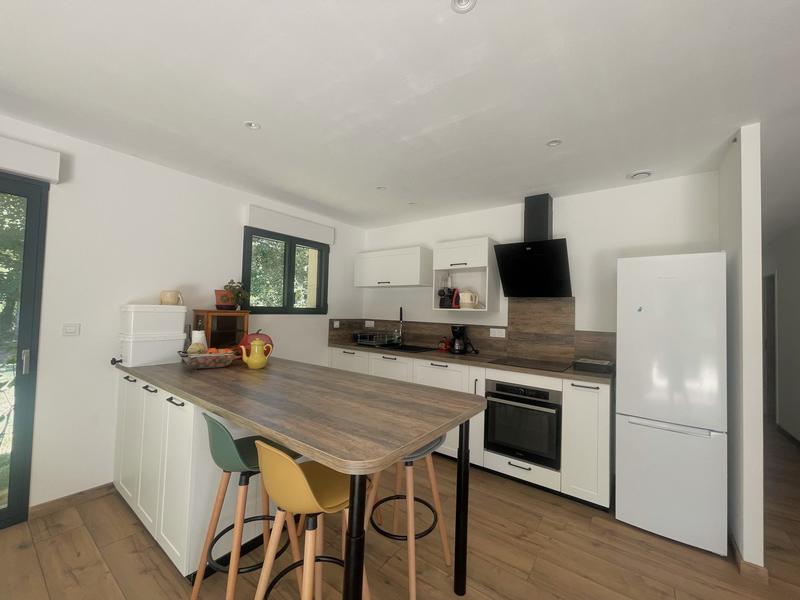 Maison - 96 m² - 4 pièces