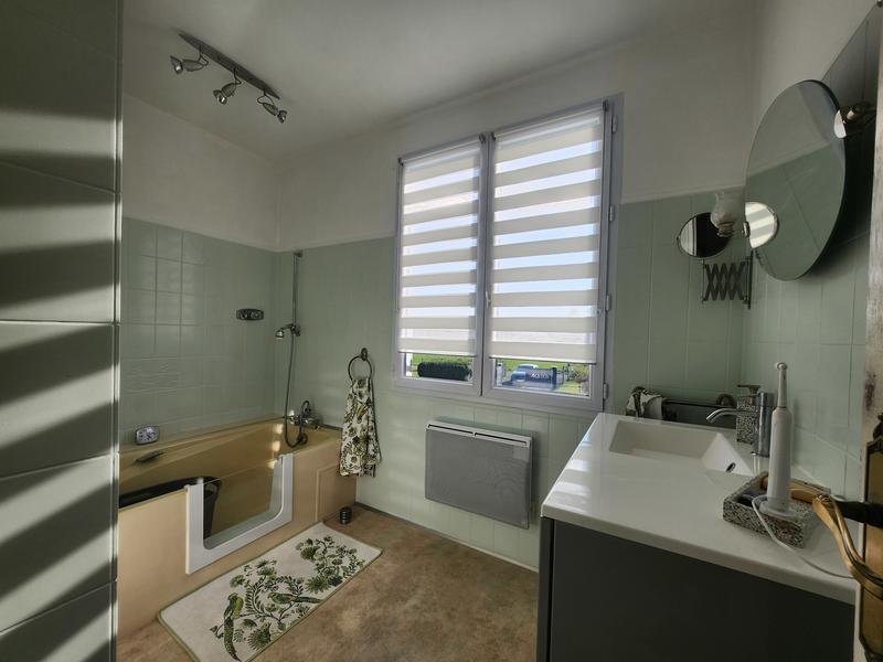 Maison - 175 m² - 9 pièces