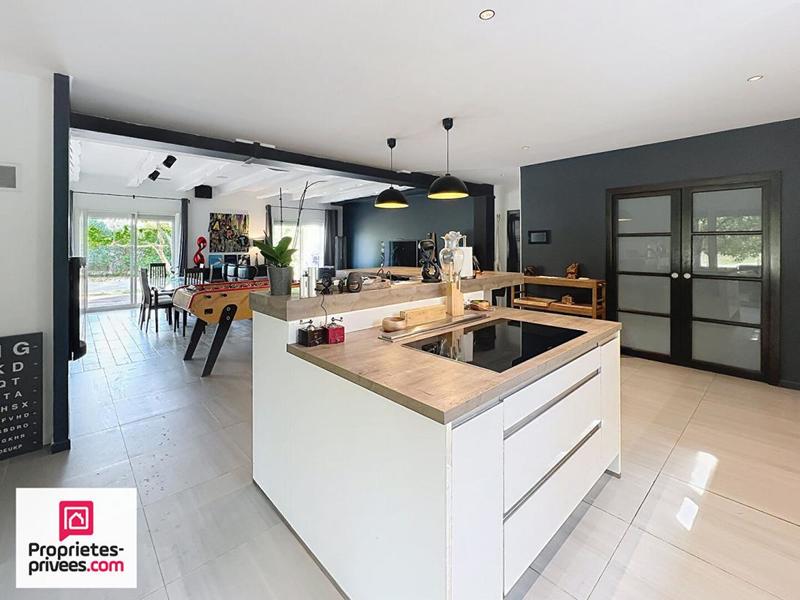 Villa - 200 m² - 7 pièces