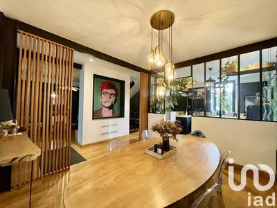 Maison - 137 m² - 6 pièces