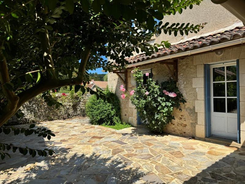 Maison de village - 100 m² - 5 pièces