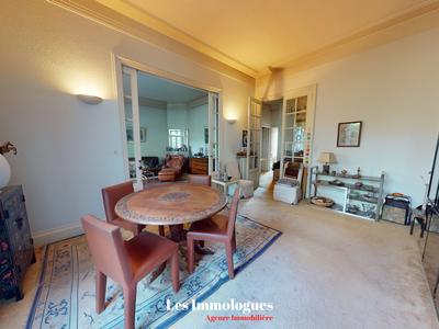 Appartement - 150 m² - 6 pièces