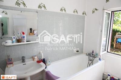 Maison - 96 m² - 5 pièces