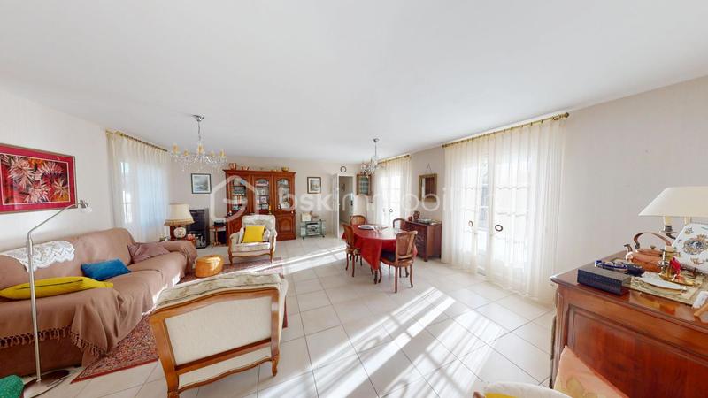 Pavillon - 120 m² - 5 pièces