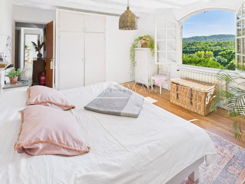 Villa - 177 m² - 7 pièces