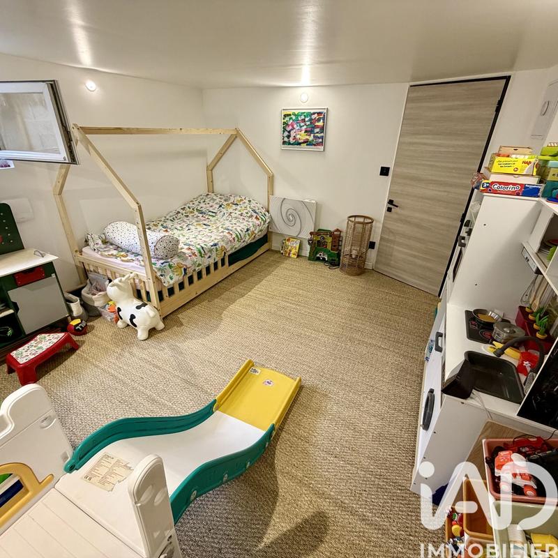 Maison - 111 m² - 4 pièces