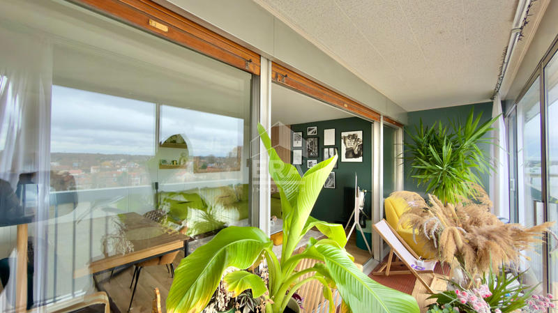 Appartement - 86 m² - 4 pièces