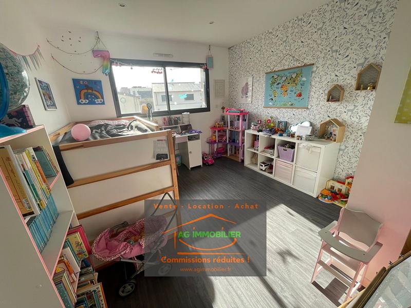 Maison - 175 m² - 7 pièces