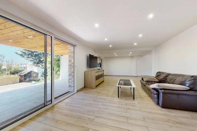 Maison - 170 m² - 8 pièces